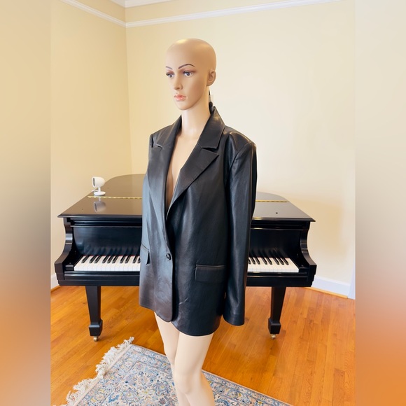 NWT RARE Authentic Streetwear Edgy Tailored Alice + Olivia Faux Leather Jacket - Picture 9 of 13